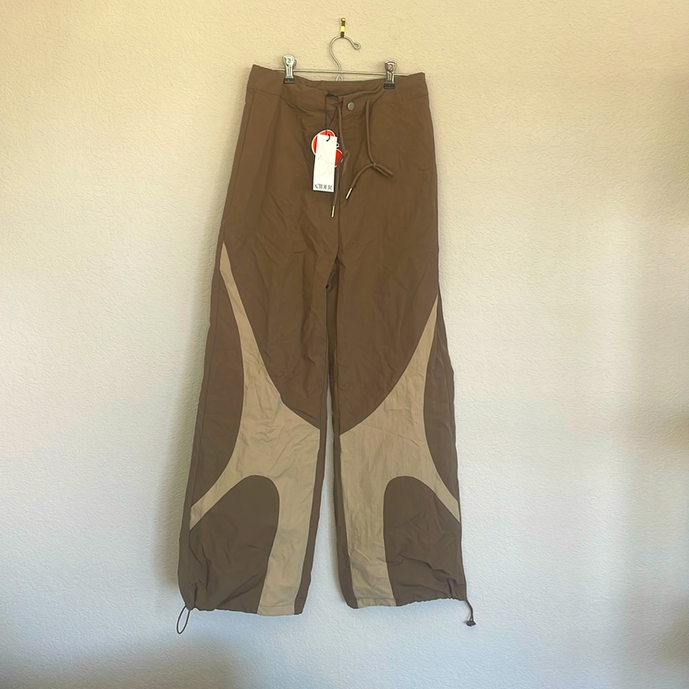Two toned brown pants new with tags! Brand new by Cider.